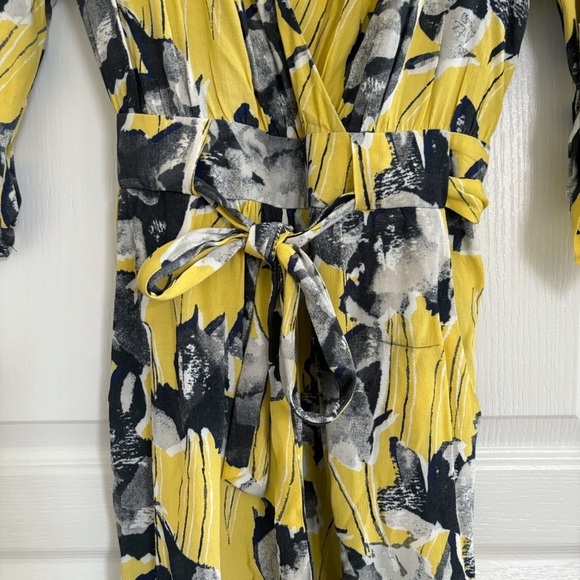 Anthropologie Elevenses Romper Somerset Yellow Floral - Picture 4 of 10
